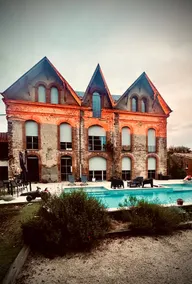 Apartment in Manoir Bellieres Castle - Image 2