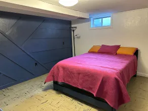 Large comfortable Lower unit walk in 1950 home. - Image 2