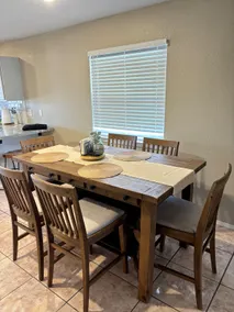 Entire 4-Bed Home with Office - Image 4