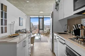 ”Sky Cabin” | UG Parking | AC | Mins to Saddledome - Image 2