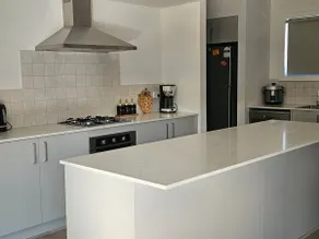 Luxury Home in Mickleham 4 Bed rooms - Image 5