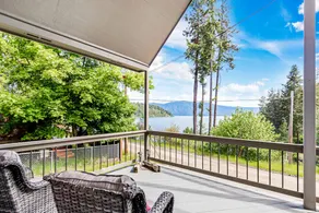 Beautiful 4BR Lakeview | Balcony - Image 3