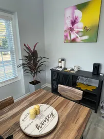 Beekeeper’s Bungalow - Image 4
