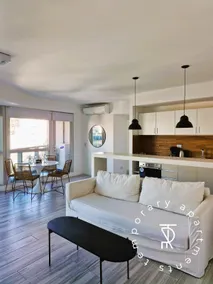 3 rooms in a building with exclusive amenities - Image 3