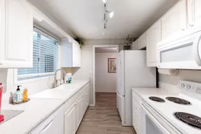 Downtown 2BR Dog Friendly | Patio - Image 5