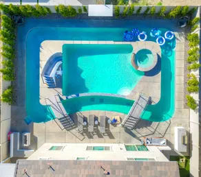 Lazy River Waterslide Gameroom Pool 7BR Sleeps 18 - Image 2
