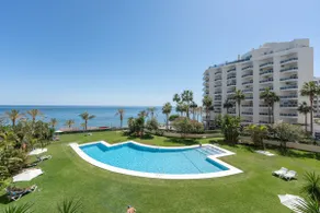 Front Line Apartment Marbella - 2 Bedroom & 2 Bathrooms - Image 2