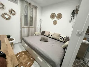 Cozy Studio *Old Port* - Image 4