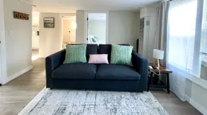 Charming & Bright | Dtwn Renton | Mins to SeaTac - Image 2