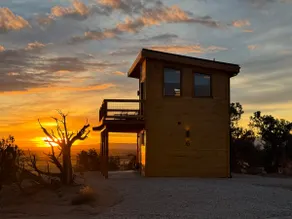 Stylish Cabin #6 with Amazing Views - Image 5