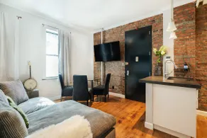 Beautiful 4 Bedroom in Lower East Side - Image 5