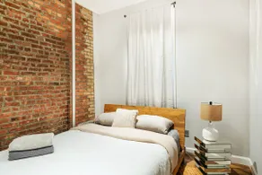 Beautiful 4 Bedroom in Lower East Side - Image 3