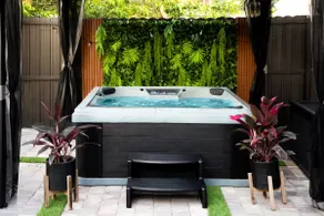 Black Vanilla” Luxe Stay, Sauna, Cold Plunge & Spa - Image 3