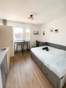 Nancy Center Station 4 Bedrooms - 4 Bathrooms - Image 3