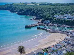 Beachways - 5 Bedroom Holiday Home - Saundersfoot - Image 4