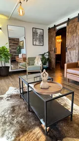 Classic style in a peaceful area - Image 2