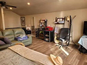 Wilson's Bed & Bale Farm Stay - Image 3