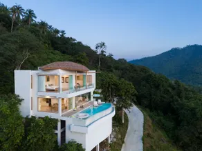 Luxury sea view villa with butler service! - Image 5