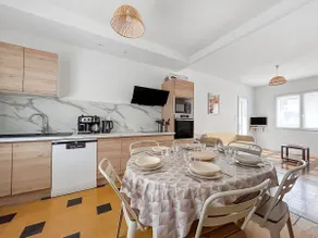 La Maison Rose - Near Downtown - Image 2