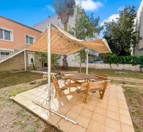 La Maison Rose - Near Downtown - Image 4