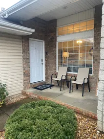 Spacious 3 Bdrm, 2 Bath Townhouse in Springfield - Image 4