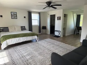 SLC’s Scenic & Comfy Abode - Image 3