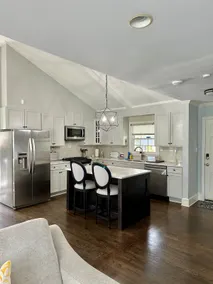 Charming 3 Bedroom A-Frame South Park/South End - Image 5