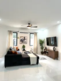Kingston 8, 2BD/2BA | gated | swimming pool - Image 3