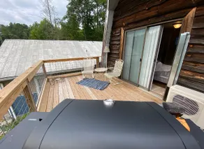 Lovely Linville Studio - Image 2