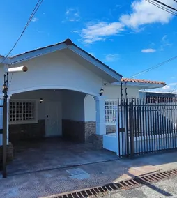 Beautiful apartment 2 min from Feria - Image 3