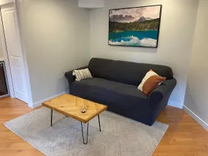 Lower Sahali guest suite - Image 5