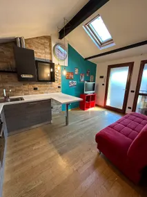 The Attic (30 minutes from the Cathedral) - Image 3