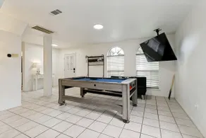 4 Bd Pool Jaccuzzi near Denton - Image 4