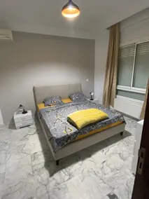 Elegant & Quiet Studio Apartment with 1 Extra Bed – On the Shores of Lake 2 - Image 2