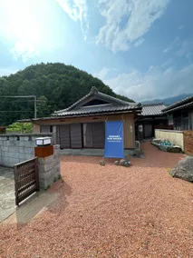 Close to the sea! Entire house for rent to gather with friends. BBQ.Authentic sauna. Spacious area. - Image 3