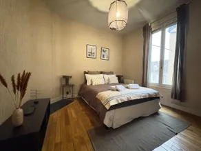 Nuit d'Or – Millesime 97 – Living Room & Study - Image 3