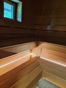 Part of the house with separate entrance and sauna - Image 4