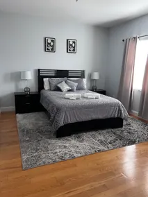 10 Min World Cup | 15 Min NYC | Free Parking - Image 3