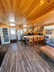 Cozy Lakefront Cabin on Snowmobile Trails - Image 3