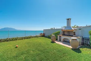 Beach front Villa Angelos - Image 4
