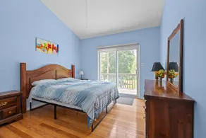 Beautiful Cottage w Indoor Pool, Sauna, Pool Table - Image 4