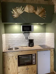 Independent studio with a terrace - Image 4