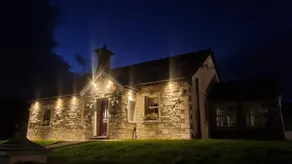 paírc na still Farmhouse - Image 2