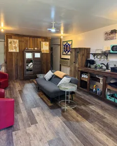 Shotgun Cabin at the Farm with Fishing - Image 3