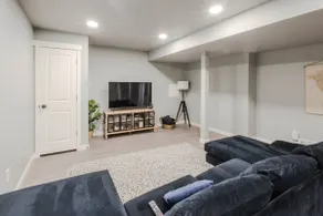 Sleeps 10: Near Weber State/ Hill Airforce Base - Image 3