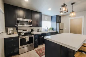 Sleeps 10: Near Weber State/ Hill Airforce Base - Image 2