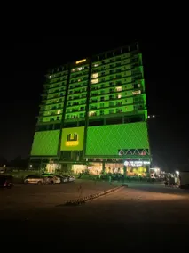 ONE BEDROOM APARTMENT With Balcony & City View In ELYSIUM TOWER OPPOSITE CENTAURUS MALL ISLAMABAD - Image 3