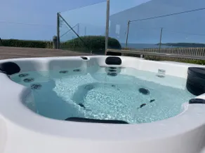 Heybrook Bay Beach House - Image 2