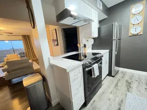 Entire Condo Modern 3B-2BA | Near NRG Downtown - Image 5