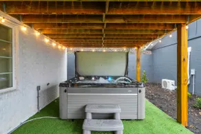 6 BR*Hot Tub*10 mins to DT G-Ville - Image 4
